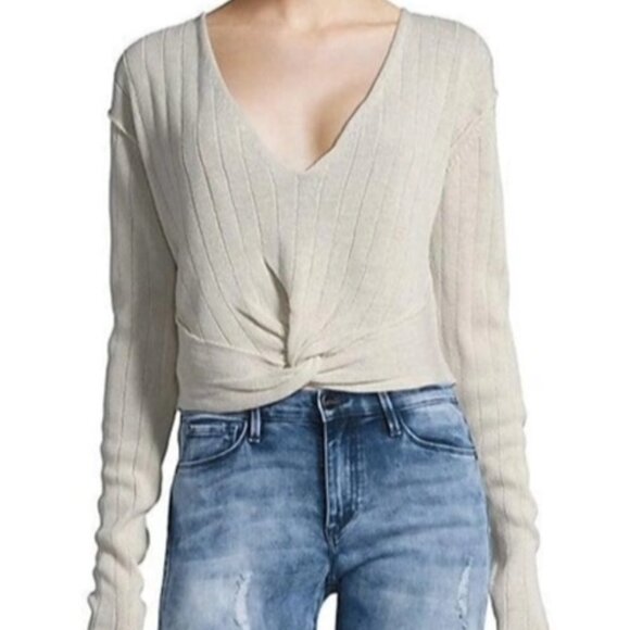 Free People NWT "Got Me Twisted" V Neck Sweater - Picture 2 of 16